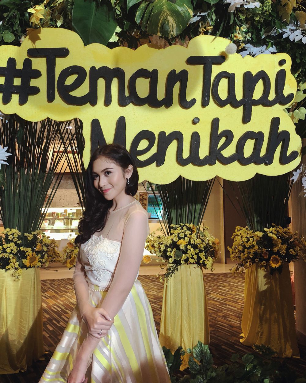 10 Pesona dua mantan Ditto di 'Teman Tapi Menikah' saat pamer pundak