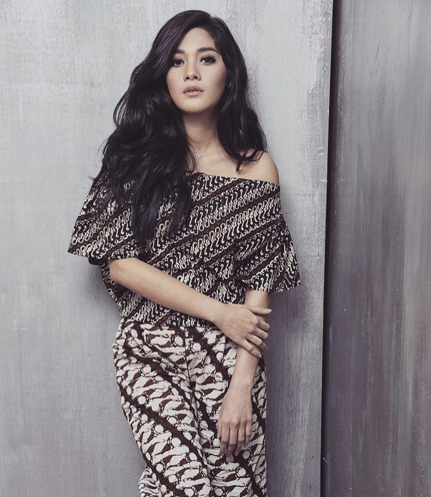 Tak pamer keseksian, 7 penampilan Naysila Mirdad ini malah memesona