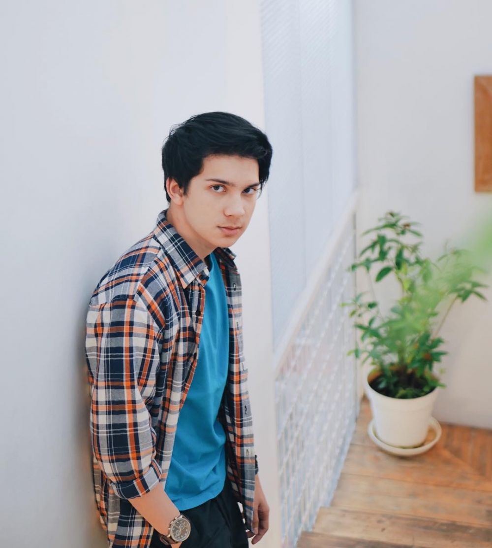 10 Transformasi Endy Arfian, seleb cilik yang kini beranjak remaja