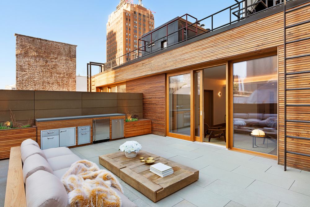 9 Desain rooftop inspiratif abis, bisa jadi taman hingga ruang bermain