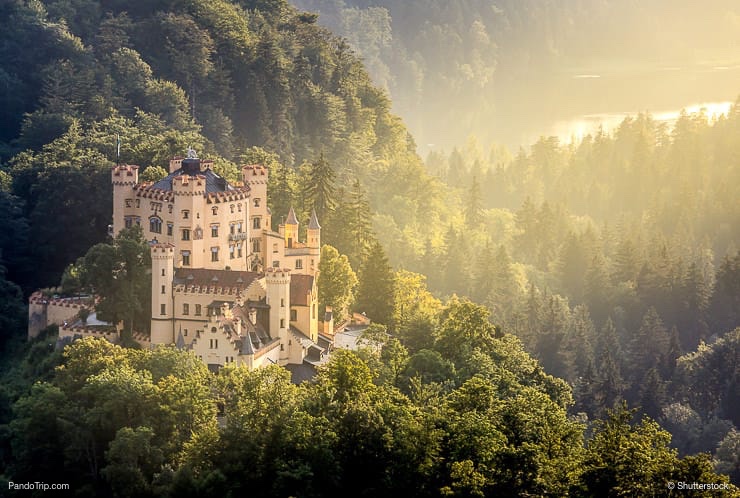 10 Kastil ini indah bak negeri dongeng, wajib dikunjungi nih