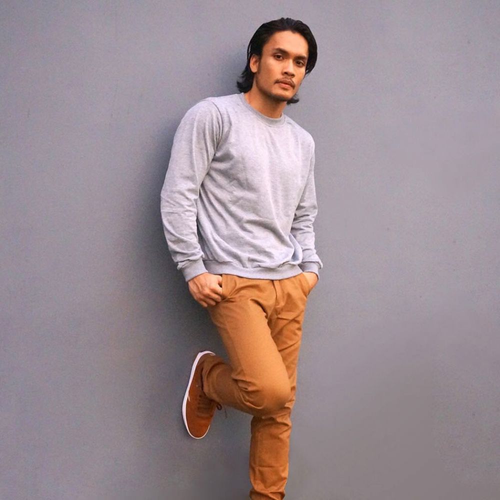 Tak hanya Raditya Dika, 9 seleb ini juga mengaku rumahnya berhantu