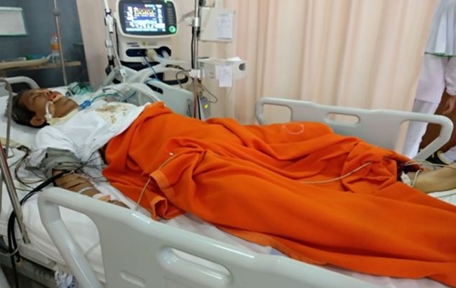 5 Kisah haru bukti bakti murid kepada gurunya, salut