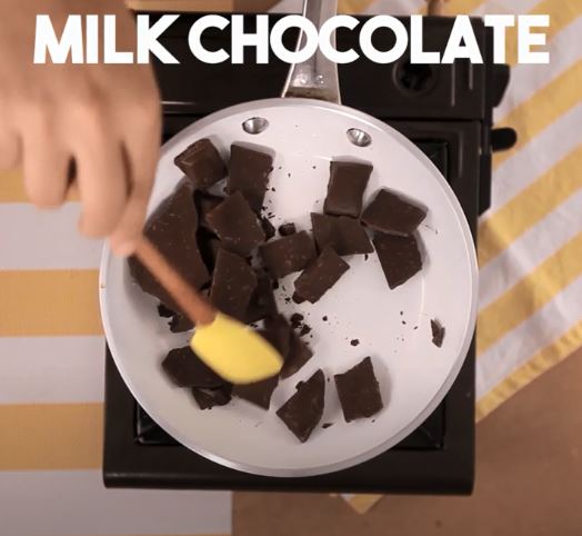 Yuk bikin McFlurry Oreo ala resto cepat saji, ini resep mudahnya