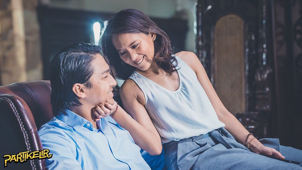 Jadi pasangan di film, ini 6 momen mesra Lala Karmela & Deva Mahenra