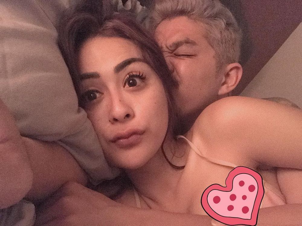 10 Potret Selvi Kitty tanpa makeup, cantiknya tak sedikit pun pudar