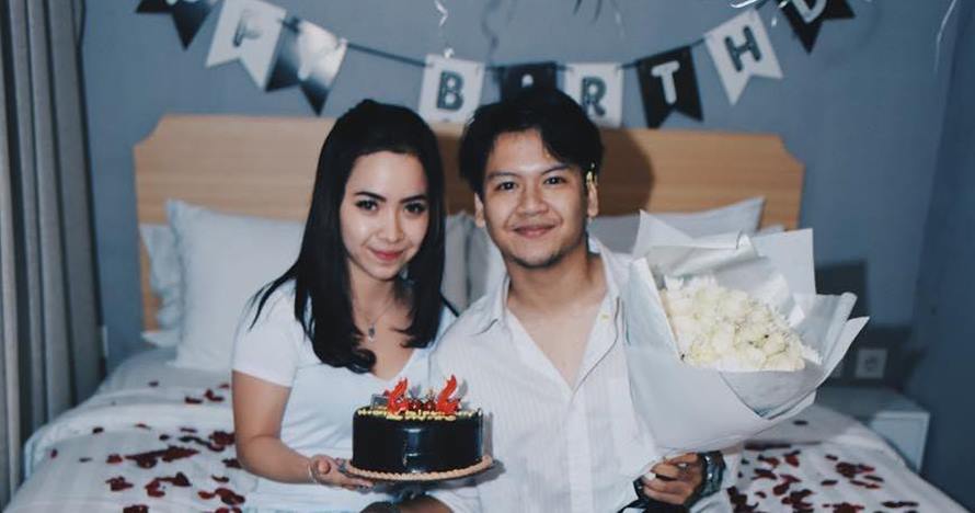 Sebulan lebih menikah, istri Ilham SM*SH umumkan kehamilannya