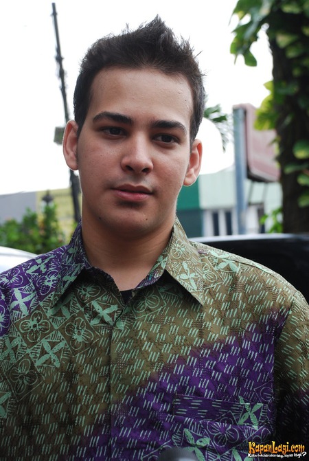 10 Potret Riza Shahab, aktor yang ditangkap setelah pesta sabu