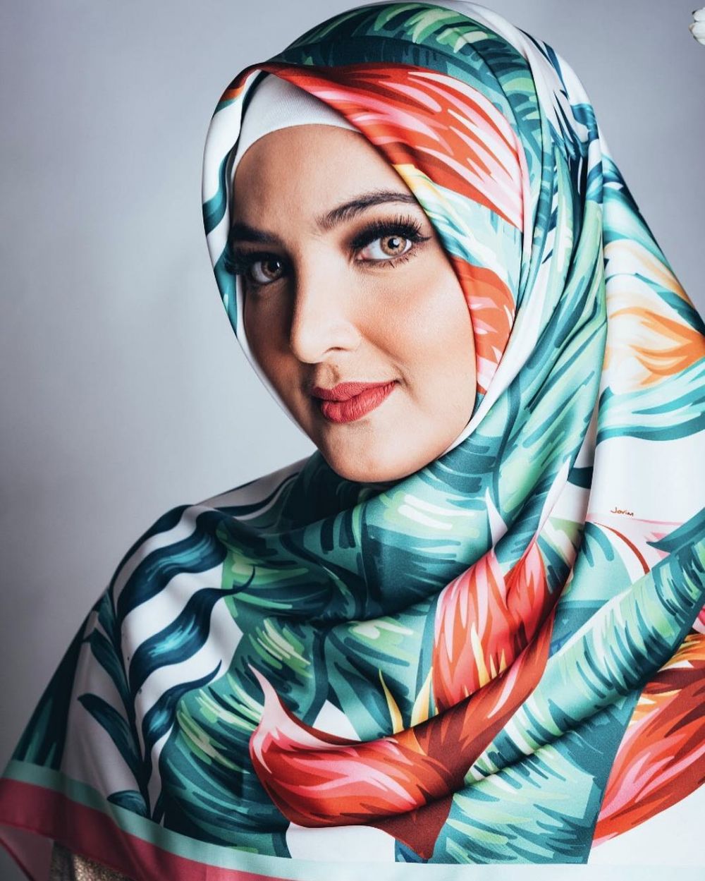 7 Pesona Ashanty dalam balutan hijab, cantik bak wanita Timur Tengah