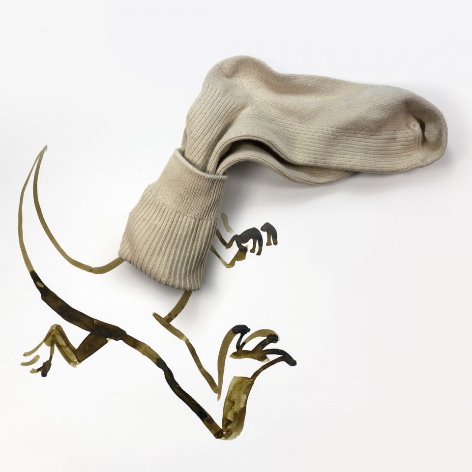 10 Karya sketsa digabungkan dengan benda nyata ini hasilnya keren abis