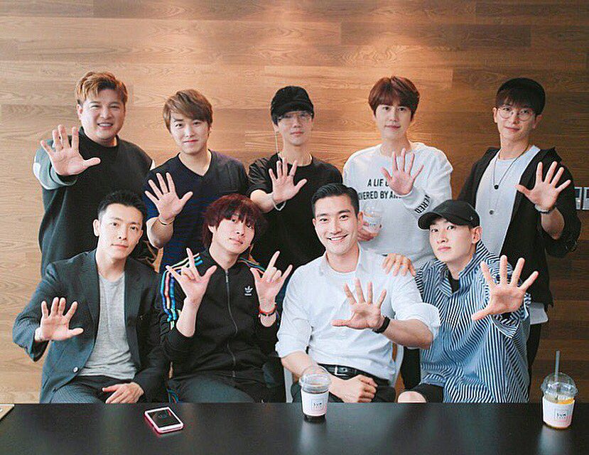 10 Transformasi Super Junior ini jadi bukti kegantengannya konsisten