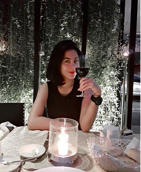 Usia kepala empat, ini 10 pesona Lulu Tobing yang awet cantiknya