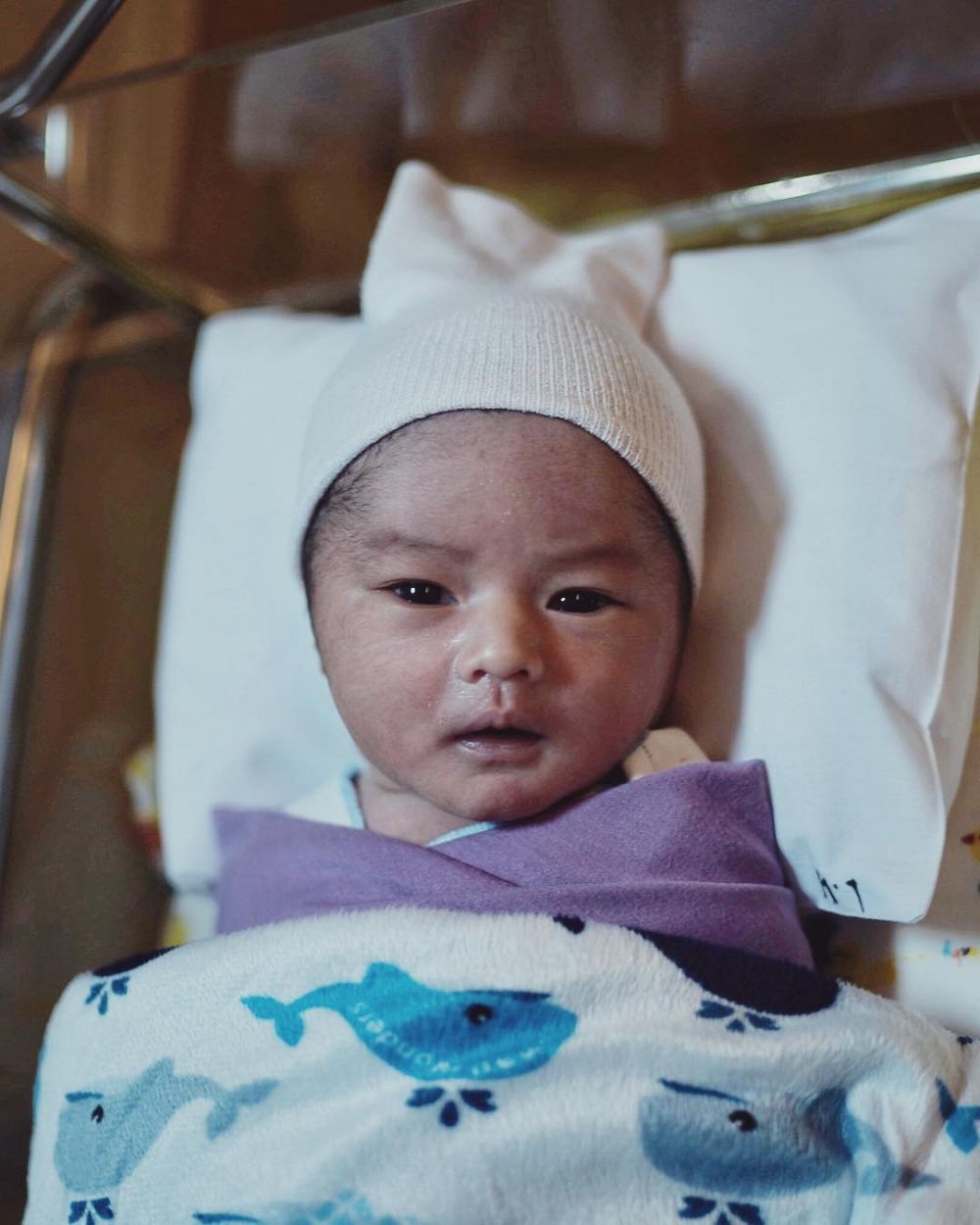 Momen Ririn Dwi Ariyanti jelang persalinan anak ke-3, bayinya ganteng