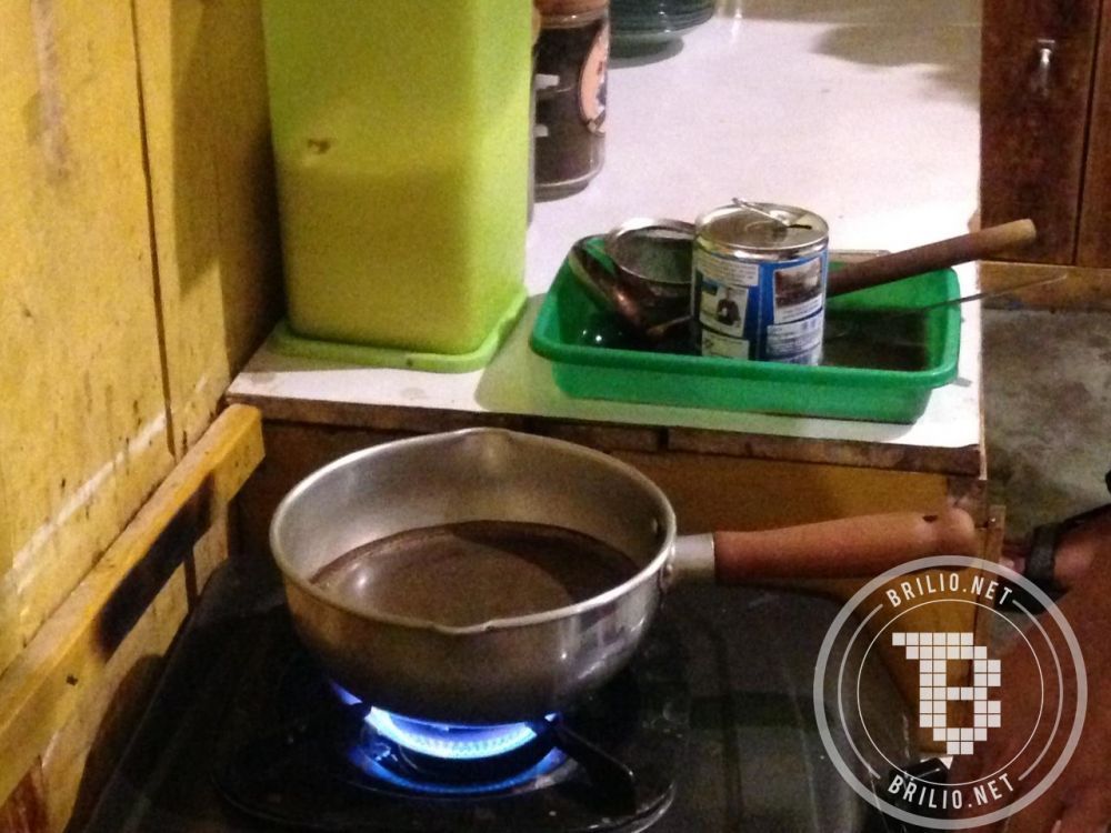 Kedai Kopi Walik, sensasi ngopi gelas terbalik ala nenek moyang