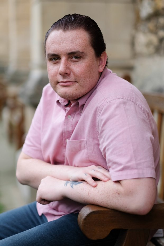 Kebanyakan minum obat penenang, efek yang dialami pria ini bikin syok