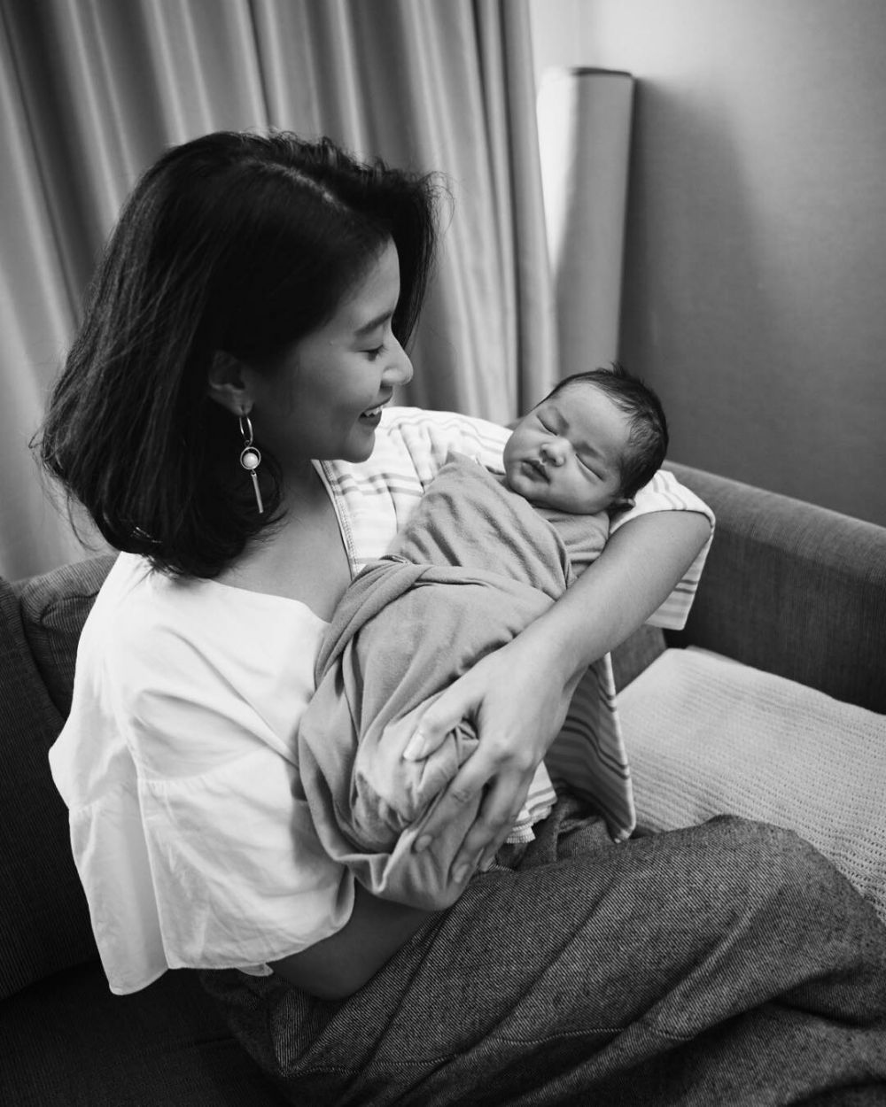 10 Potret imut Ramy Alfie, putra Ririn Dwi Ariyanti yang baru lahir