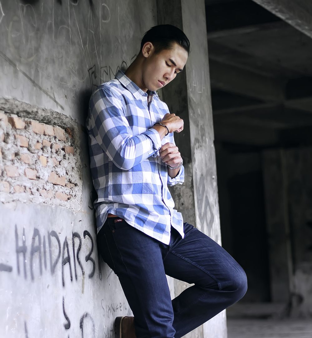 7 Outfit yang wajib dipakai traveler, dijamin aman dan nyaman