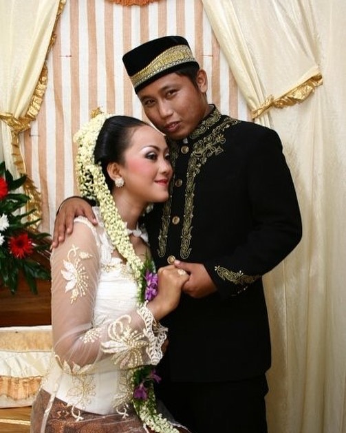 Adu gaya istri pelawak Wendi, Narji & Deny yang sama-sama cantik