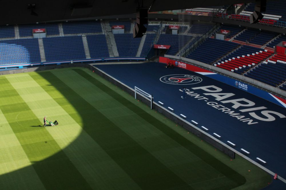 Berkunjung ke Paris, kota romantis & riuh rendah suporter sepak bola