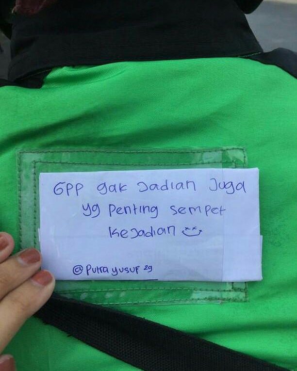 Pesan kocak 10 driver ojek online buat penumpang bikin senyum sendiri