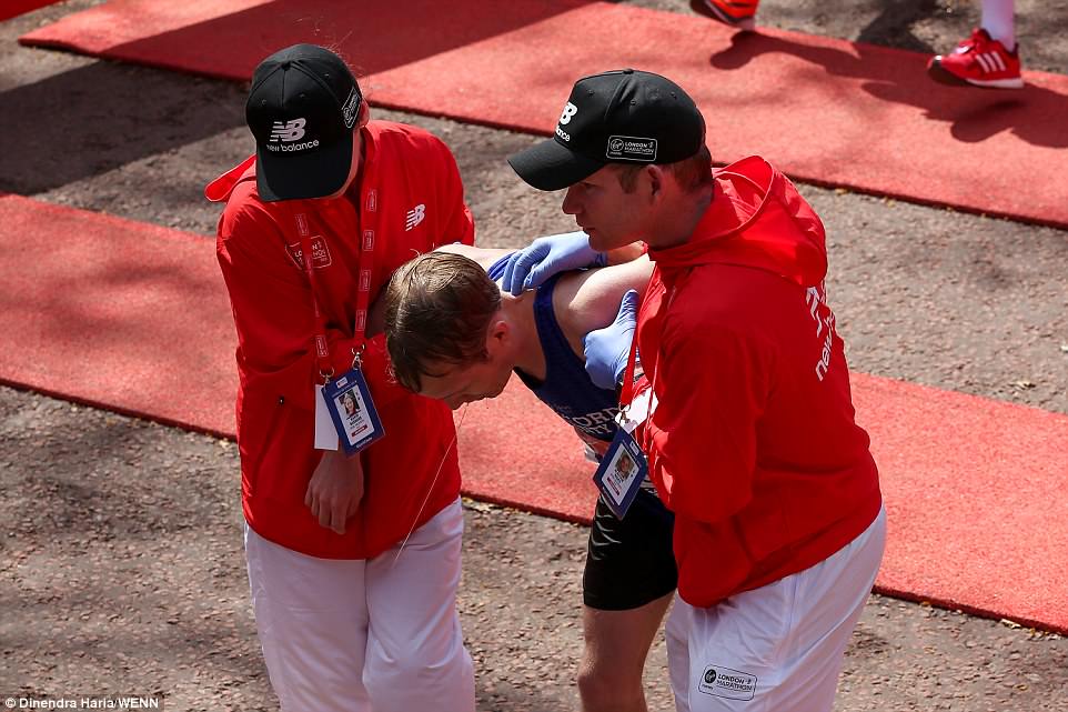 Demi uang Rp 272 juta, peserta marathon ini tumbang setelah lari 42 km