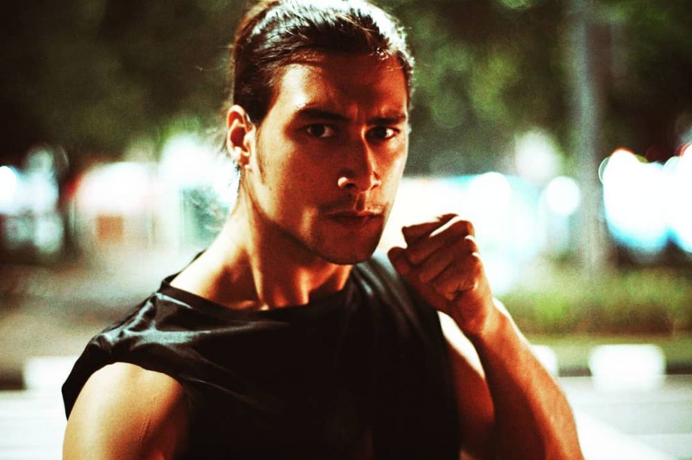 10 Pesona Daniel Adnan, cowok yang mirip Virzha di film Buffalo Boys