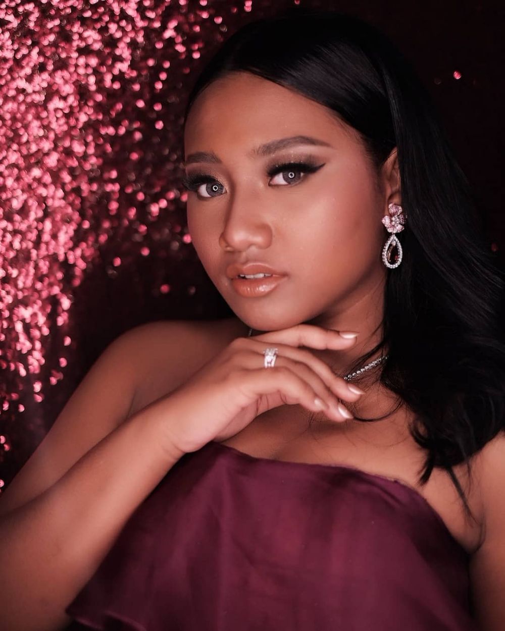 Jadi juara Indonesian Idol, begini 12 transformasi Maria Simorangkir