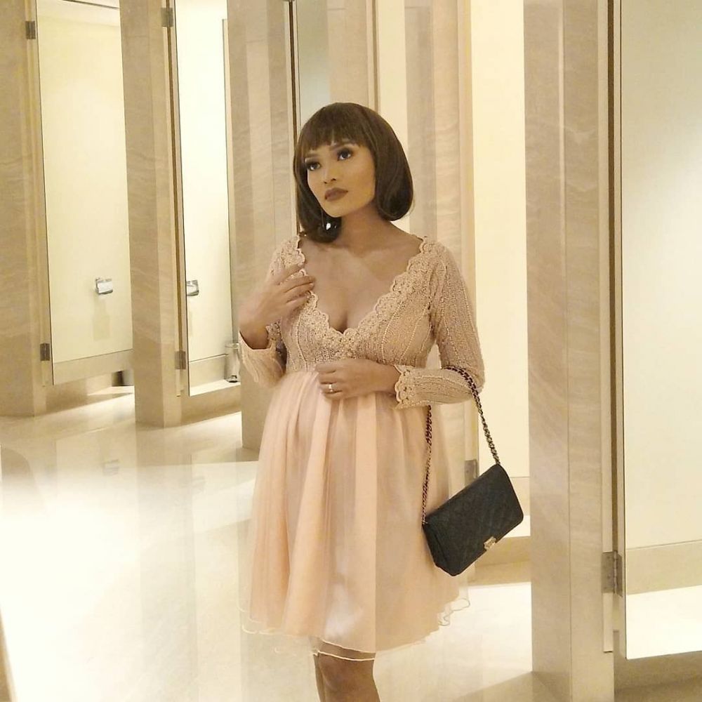 Lama menanti buah hati, ini 10 Gaya Rachel Goddard saat mengandung