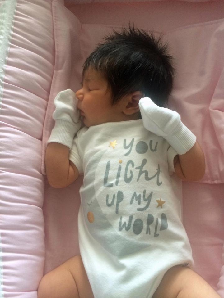 Memiliki rambut lebat dan indah, bocah ini dijuluki mini Rapunzel