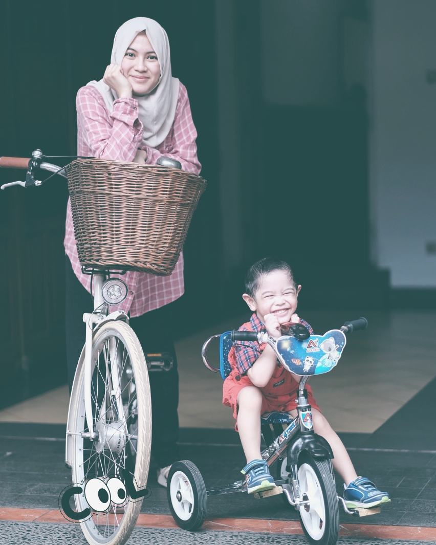 Jadi mama muda, ini 10 gaya Alyssa Soebandono momong dua buah hatinya