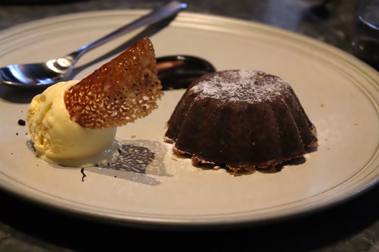 Restoran New York grill style ini ada di Jakarta, siap manjakan lidah 