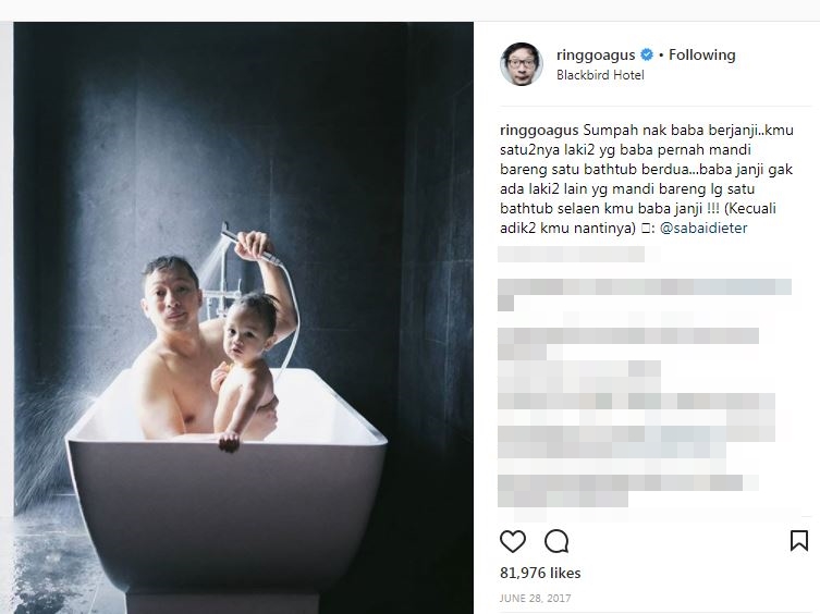 9 Caption kocak foto kedekatan Ringgo dan si kecil Bjorka, gokil abis