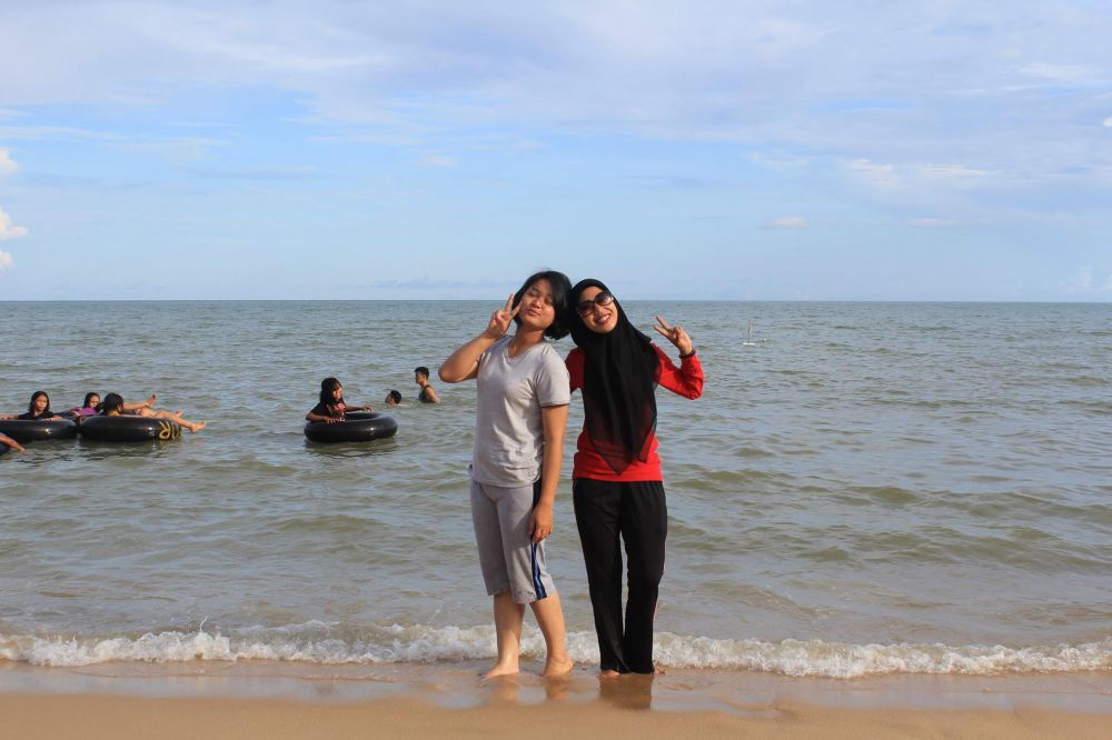 10 Foto Briptu Nova, polwan yang saksikan pernikahannya via video call