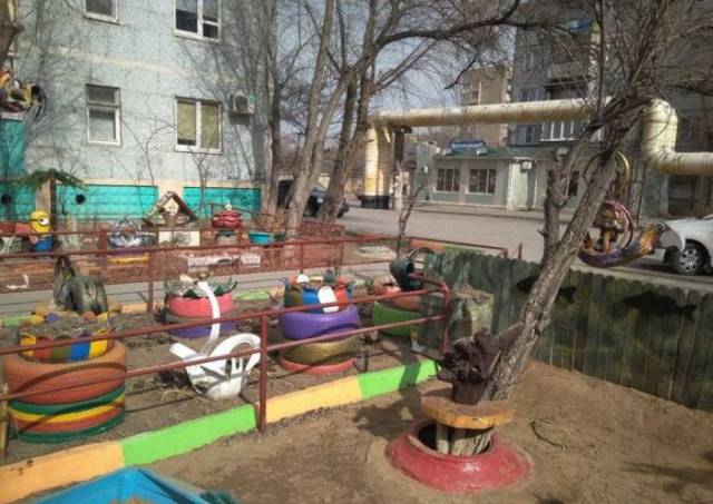 10 Potret taman bermain ini terlihat ngeri, malah bikin takut