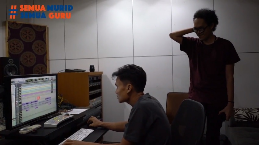 Sederet musisi kolaborasi bikin lagu peduli pendidikan, keren abis 