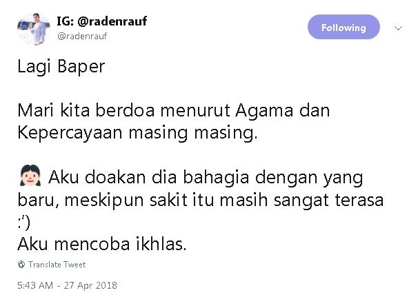 10 Cuitan kocak 'sensinya orang baper' ini lucu-lucu bikin geregetan