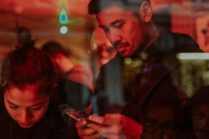 Saldo ATM dikuras orang, begini curhatan kesal Chicco Jerikho