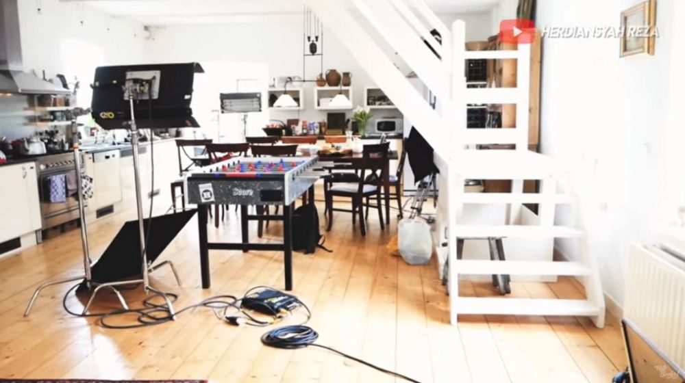 Syuting di Belanda, ini 7 penampakan isi rumah Sarah di film Si Doel