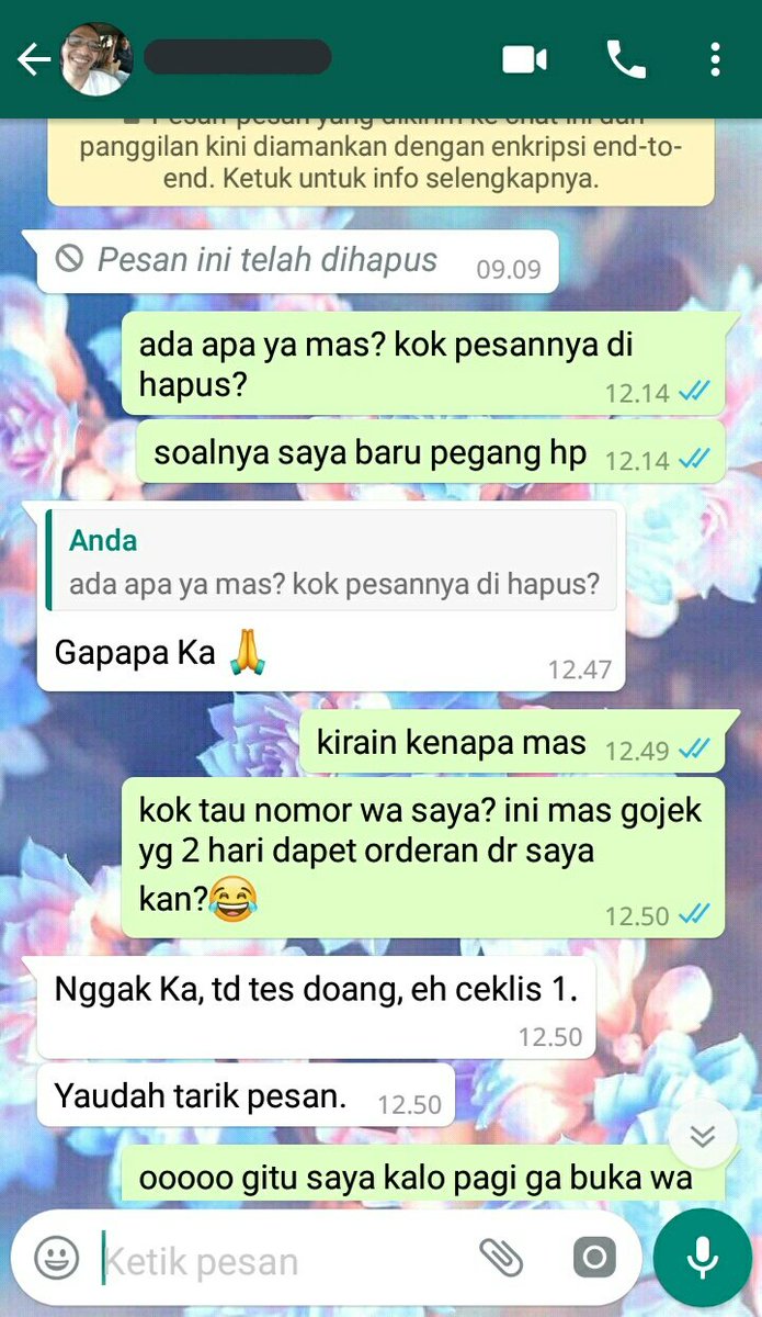 Kisah cewek jatuh hati sama driver ojol songong, benci jadi cinta
