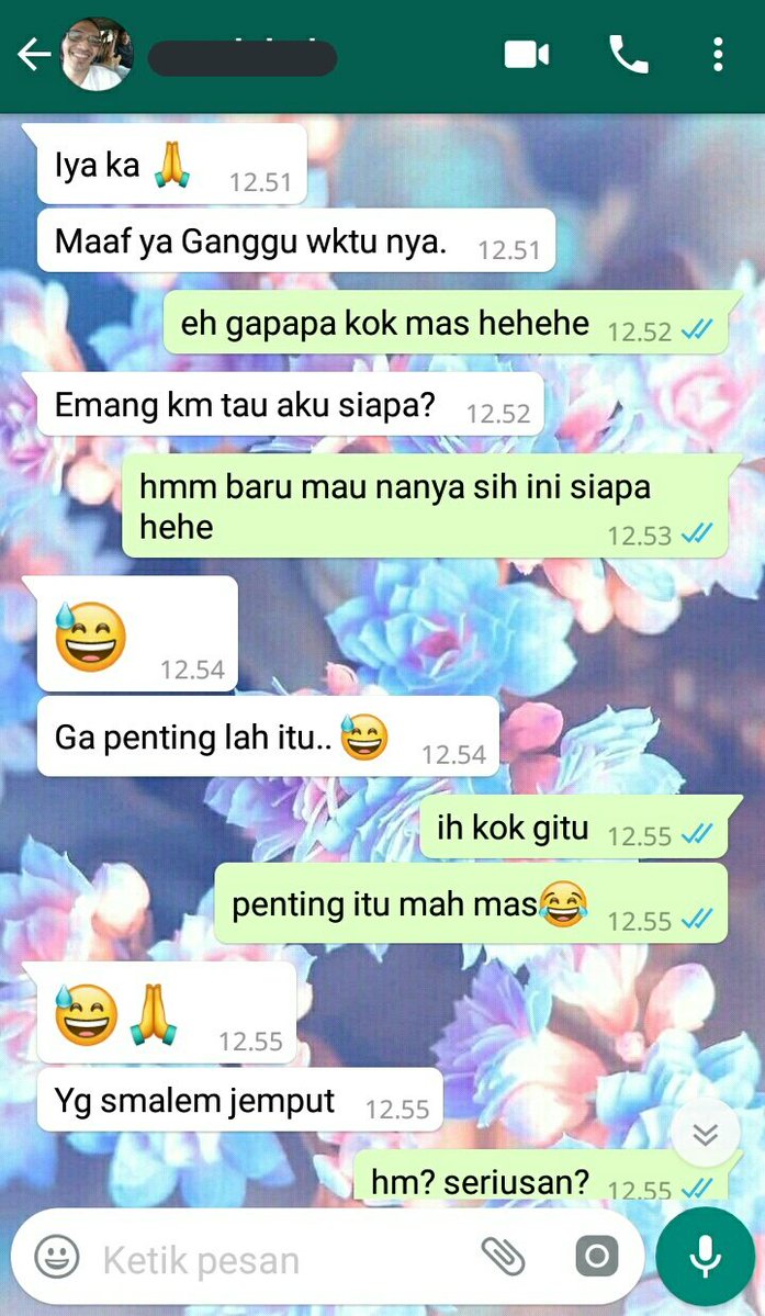 Kisah cewek jatuh hati sama driver ojol songong, benci jadi cinta