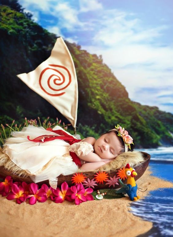 10 Potret newborn tema Disney ini bikin bayi mirip princess, duh gemas
