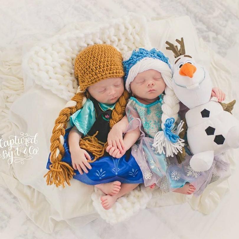 10 Potret newborn tema Disney ini bikin bayi mirip princess, duh gemas