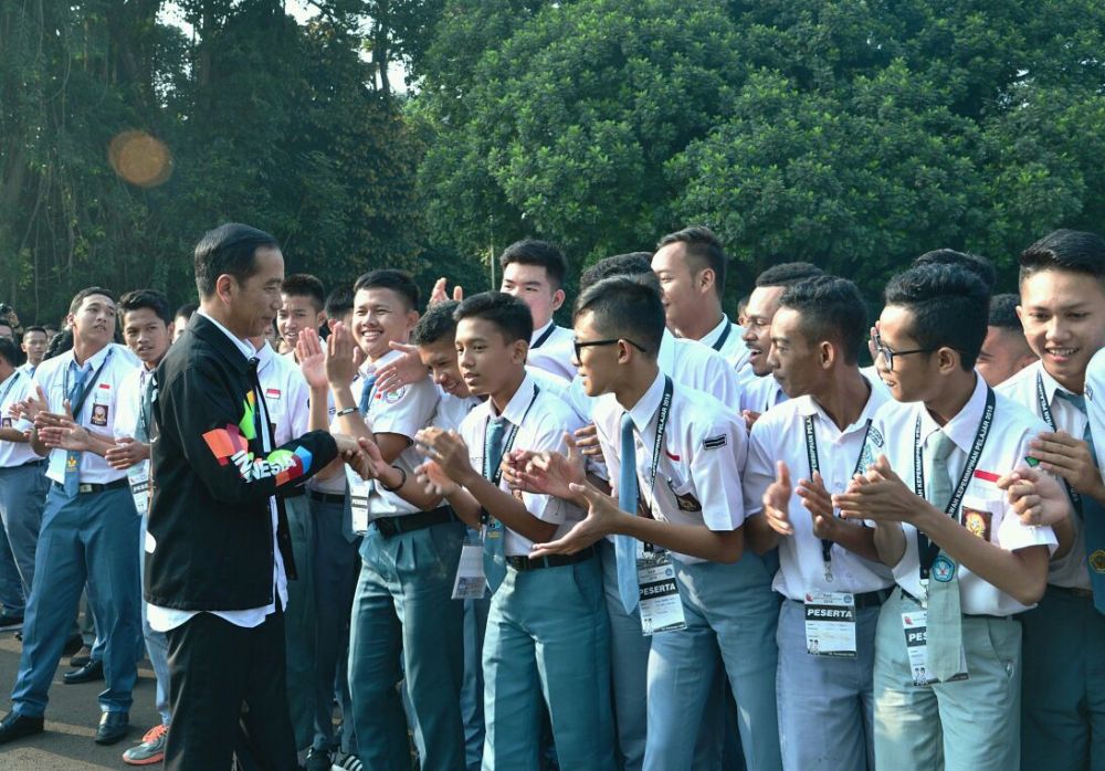5 Fakta di balik jaket Asian Games Jokowi yang bikin heboh warganet