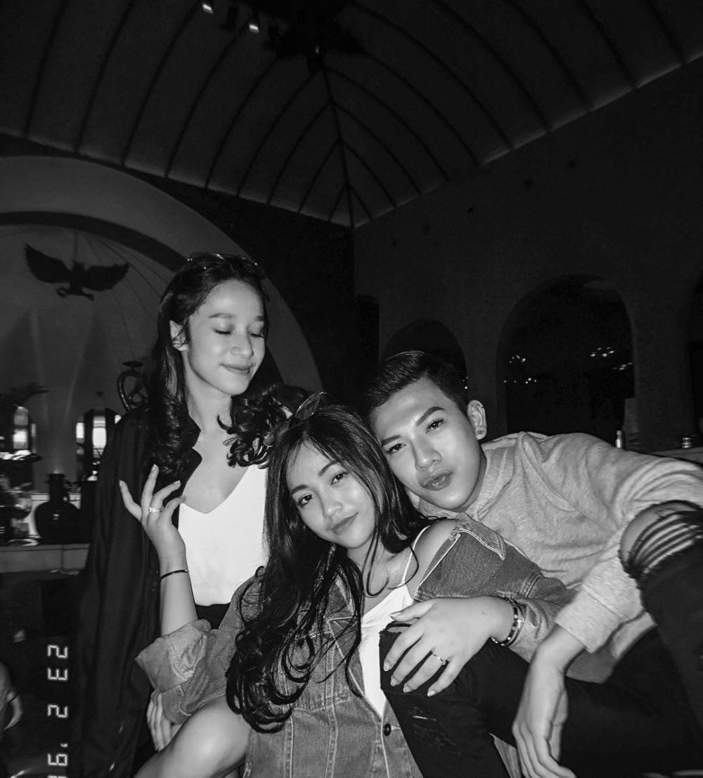 10 Pesona Chelsea Veronnia, selebgram hits mantan kekasih Young Lex