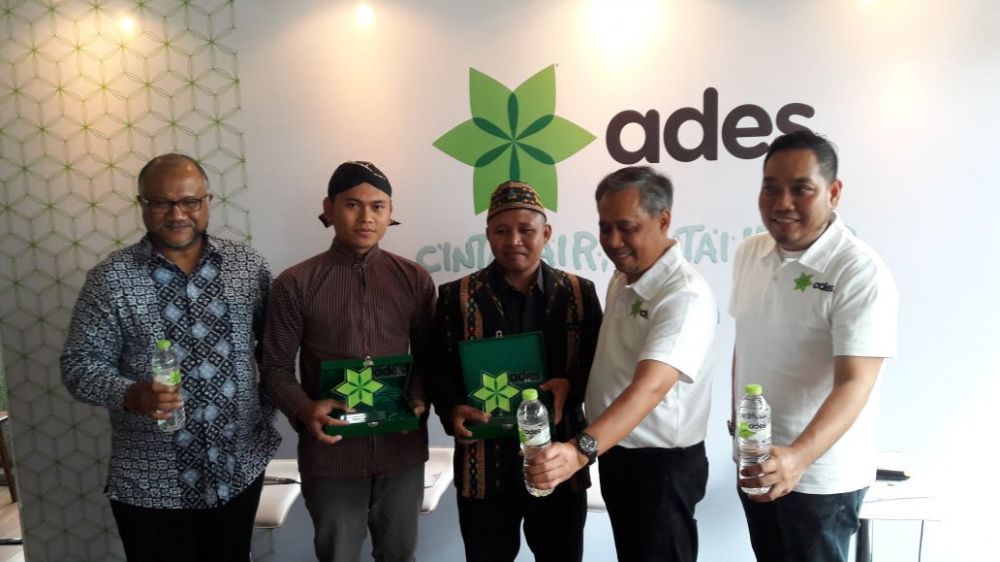Kisah dua pejuang air yang berusaha lestarikan lingkungannya