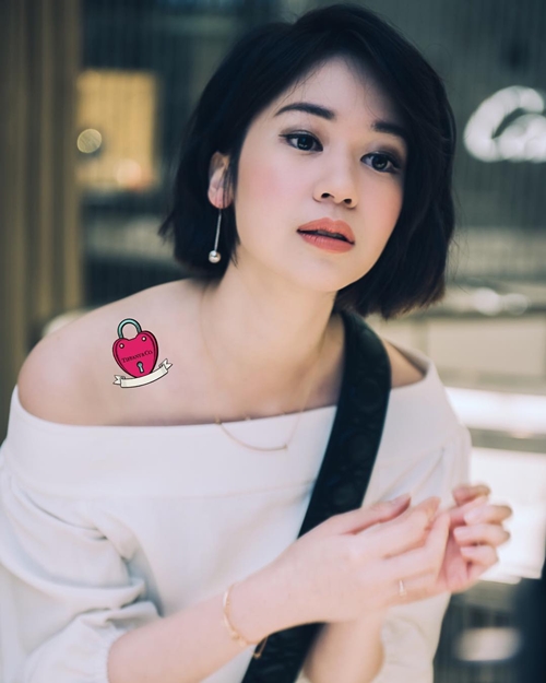 10 Potret ini bukti kalau Laura Basuki mirip cewek Korea, imut banget!