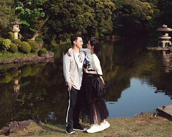 9 Momen Billy Davidson dan pacar saat traveling ke Jepang, so sweet