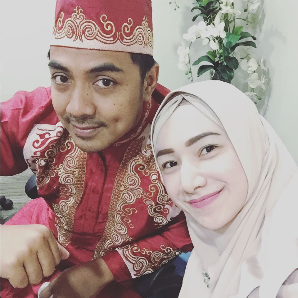 10 Momen romantis Ustaz Riza Muhammad & istri, jauh dari gosip miring