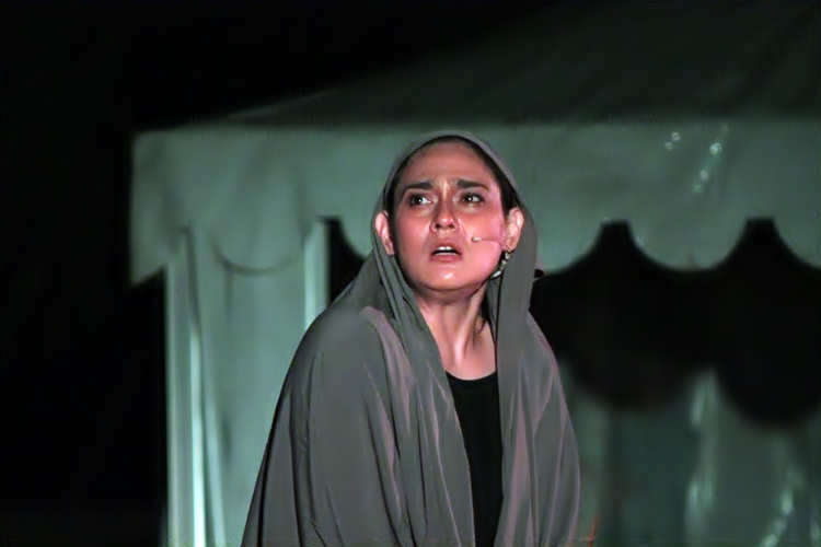 Aksi Ine Febriyanti bawakan monolog  Cut Nyak Dhien bikin merinding