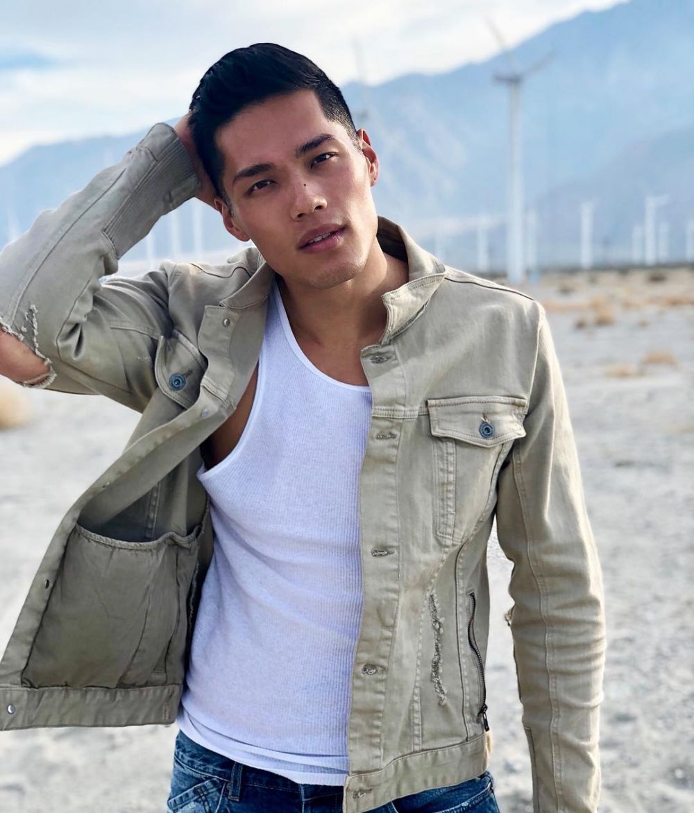 10 Potret Tim Chung, bodyguard Kylie Jenner yang bikin cewek meleleh